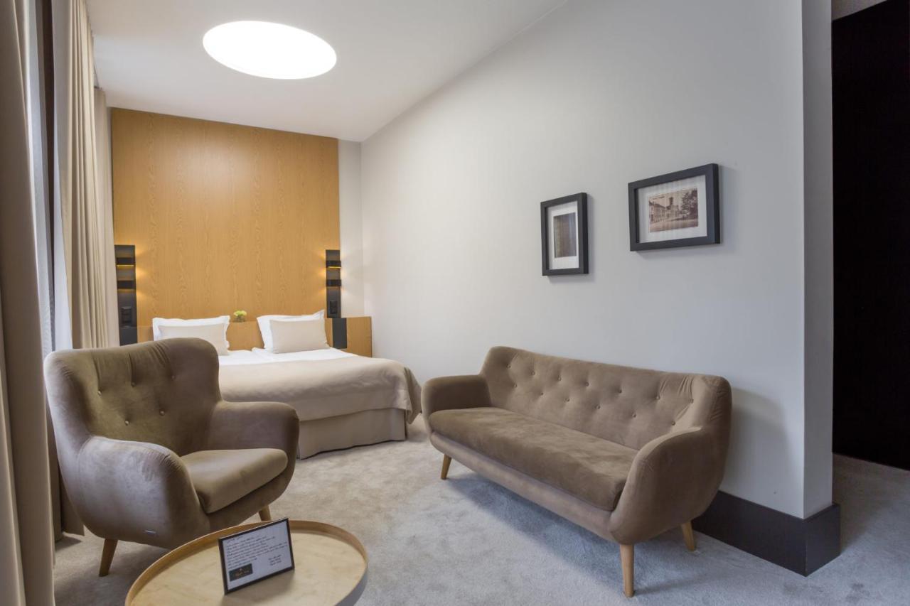 Hotel Nihil Novi Radom Luaran gambar