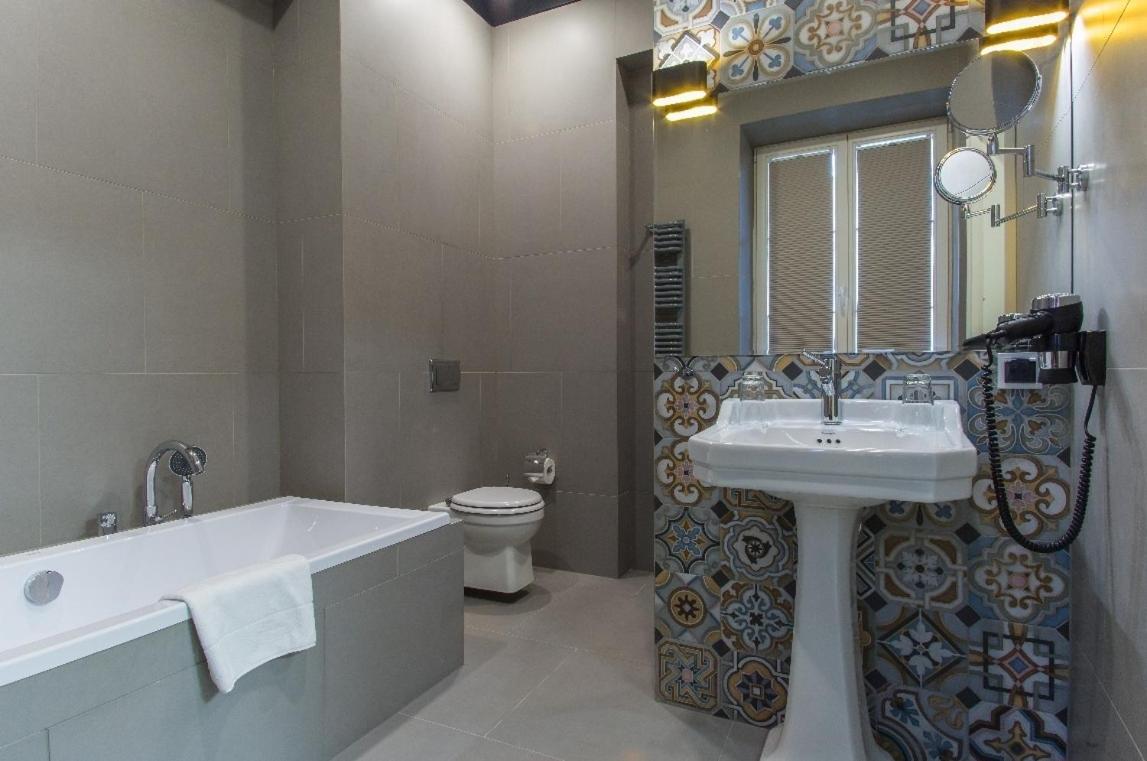 Hotel Nihil Novi Radom Luaran gambar