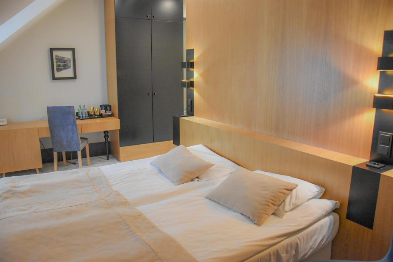 Hotel Nihil Novi Radom Luaran gambar